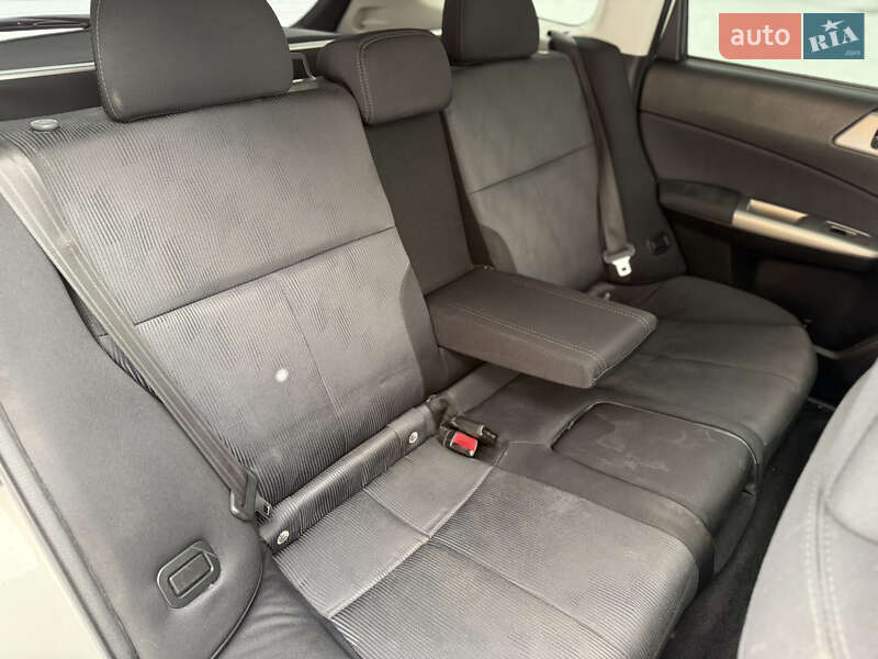 Внедорожник / Кроссовер Subaru Forester 2010 в Харькове