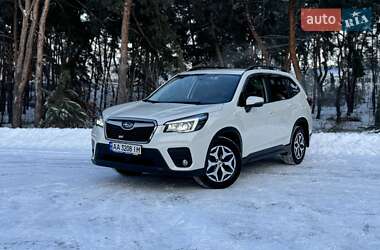 Позашляховик / Кросовер Subaru Forester 2019 в Києві