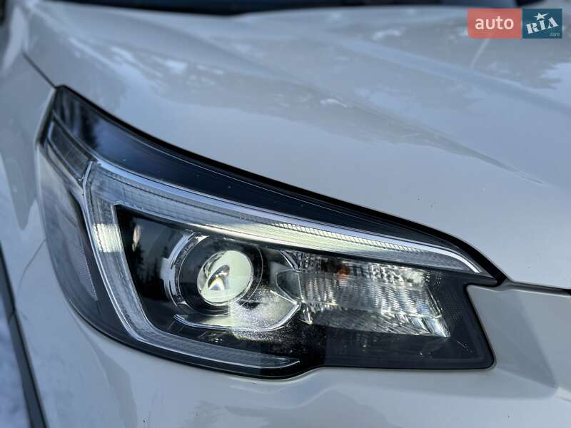 Внедорожник / Кроссовер Subaru Forester 2019 в Киеве