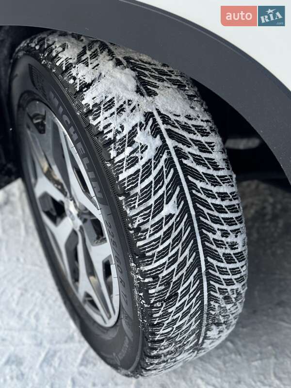 Внедорожник / Кроссовер Subaru Forester 2019 в Киеве