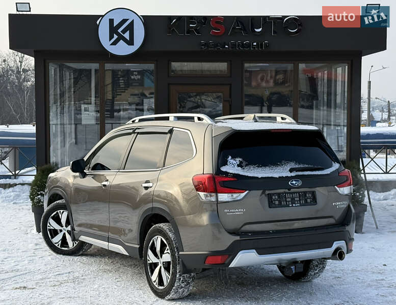 Внедорожник / Кроссовер Subaru Forester 2019 в Харькове