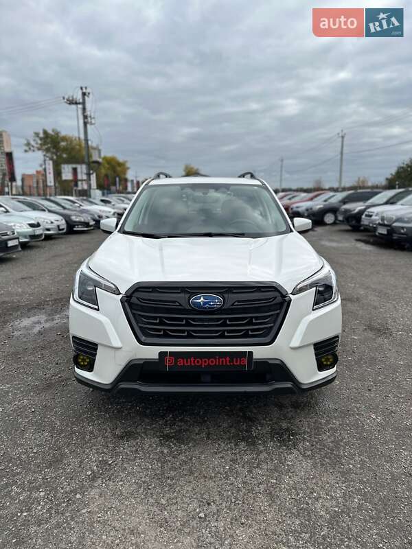 Внедорожник / Кроссовер Subaru Forester 2022 в Белогородке