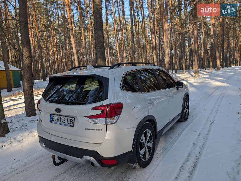 Внедорожник / Кроссовер Subaru Forester 2019 в Полтаве