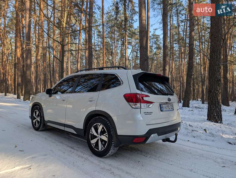 Внедорожник / Кроссовер Subaru Forester 2019 в Полтаве