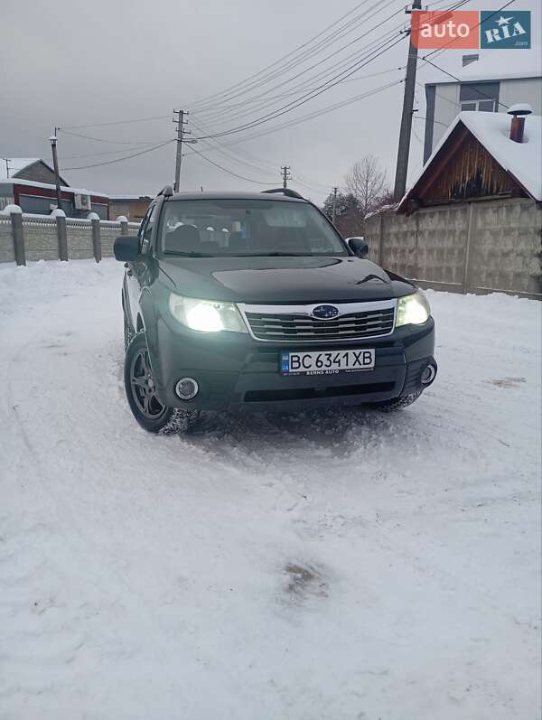 Внедорожник / Кроссовер Subaru Forester 2008 в Жовкве