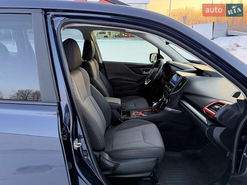 Внедорожник / Кроссовер Subaru Forester 2020 в Днепре