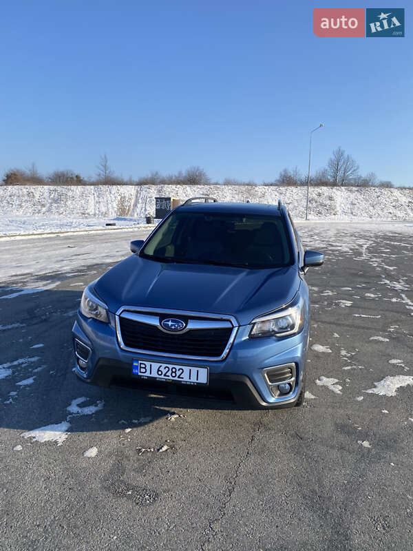 Позашляховик / Кросовер Subaru Forester 2018 в Полтаві