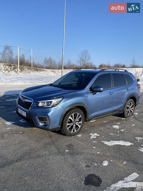 Позашляховик / Кросовер Subaru Forester 2018 в Полтаві
