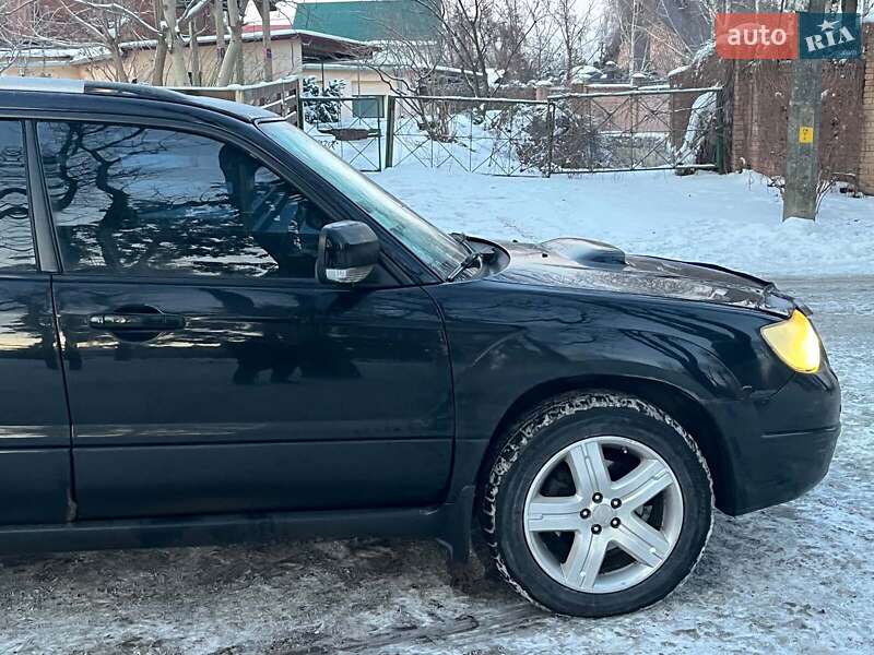 Позашляховик / Кросовер Subaru Forester 2006 в Києві