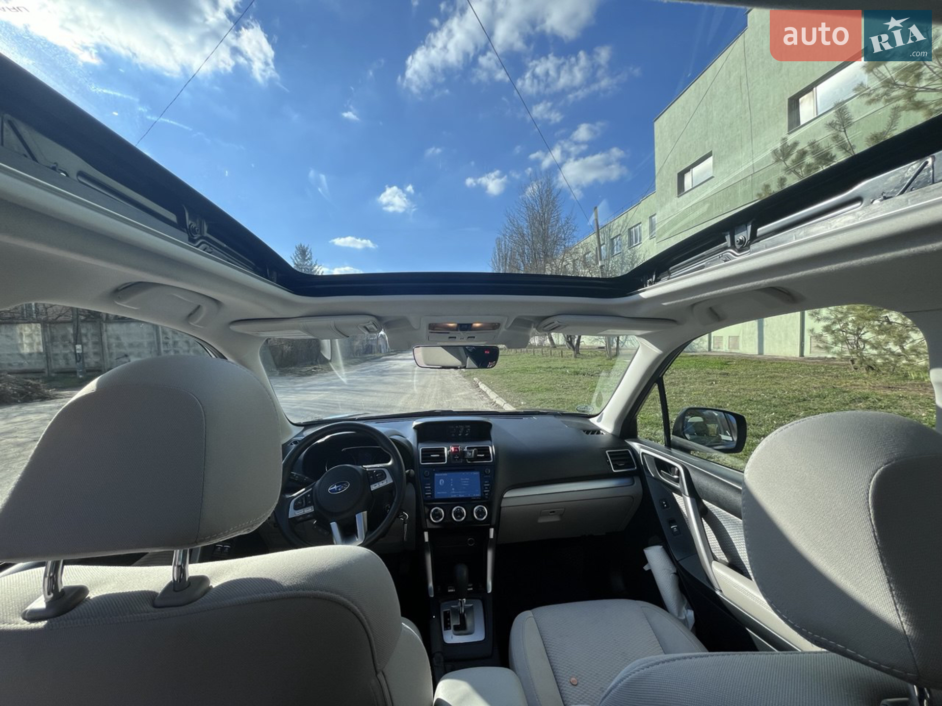 2017 Subaru Forester - мініатюра 11