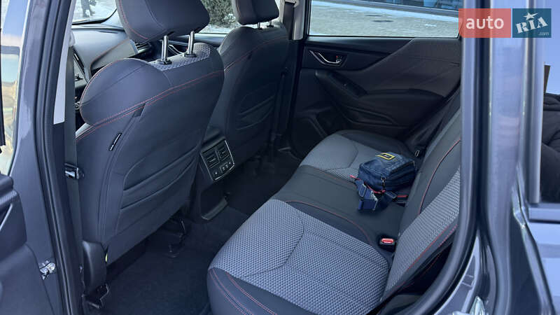 Внедорожник / Кроссовер Subaru Forester 2022 в Одессе