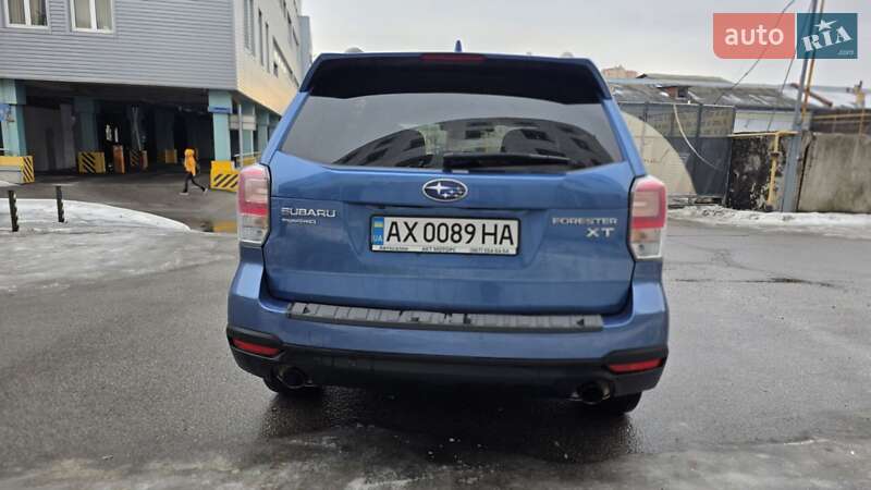 Позашляховик / Кросовер Subaru Forester 2016 в Харкові