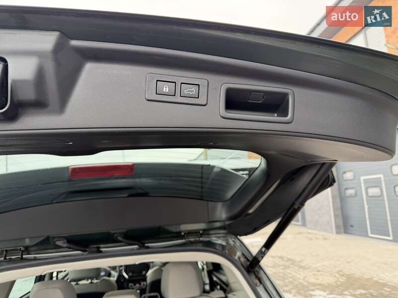 Позашляховик / Кросовер Subaru Forester 2022 в Білій Церкві