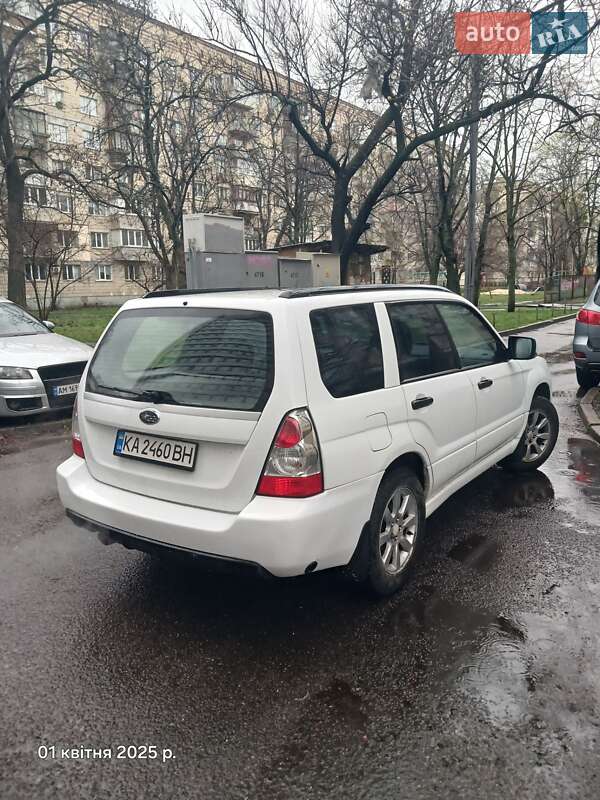 Позашляховик / Кросовер Subaru Forester 2006 в Києві