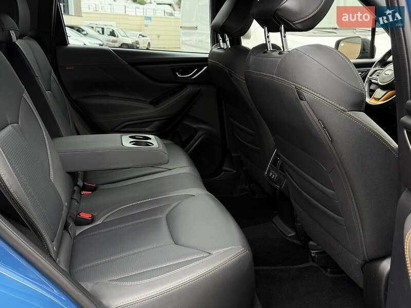 Внедорожник / Кроссовер Subaru Forester 2022 в Киеве