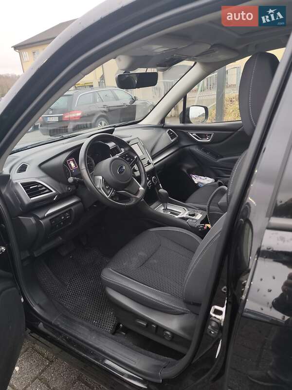 Позашляховик / Кросовер Subaru Forester 2020 в Обухові