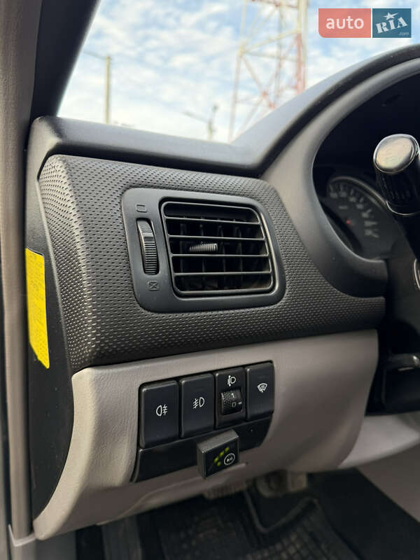 Позашляховик / Кросовер Subaru Forester 2006 в Лубнах