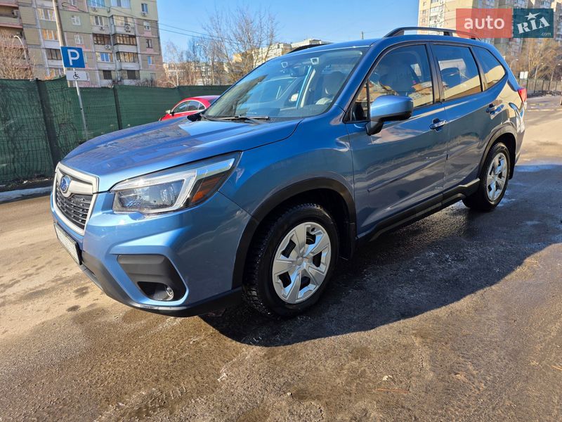 Позашляховик / Кросовер Subaru Forester 2020 в Києві