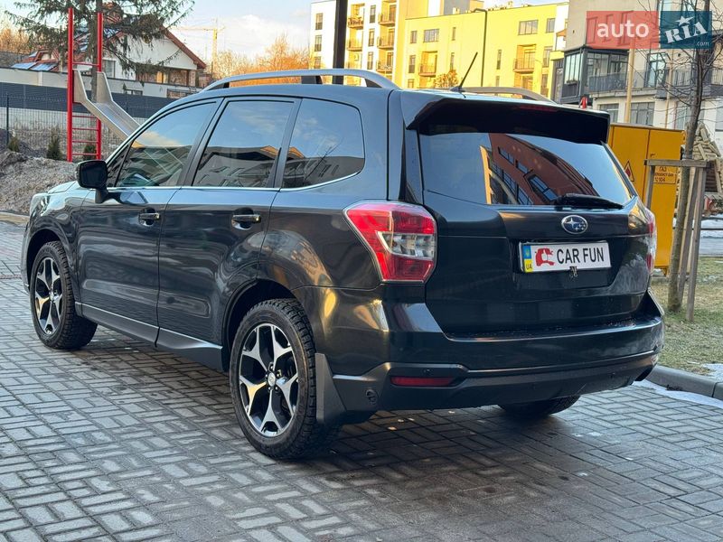 Внедорожник / Кроссовер Subaru Forester 2014 в Львове