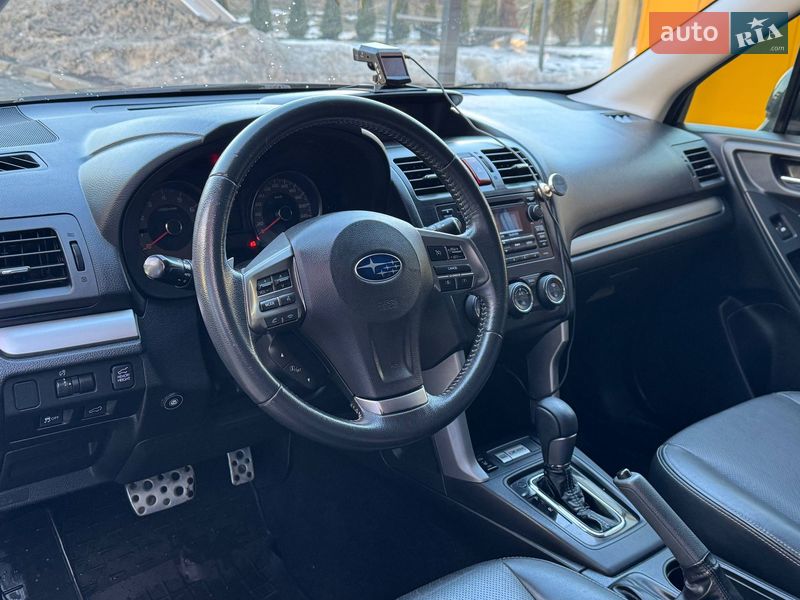 Внедорожник / Кроссовер Subaru Forester 2014 в Львове