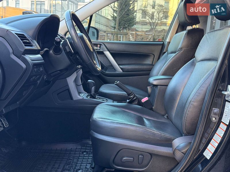 Внедорожник / Кроссовер Subaru Forester 2014 в Львове