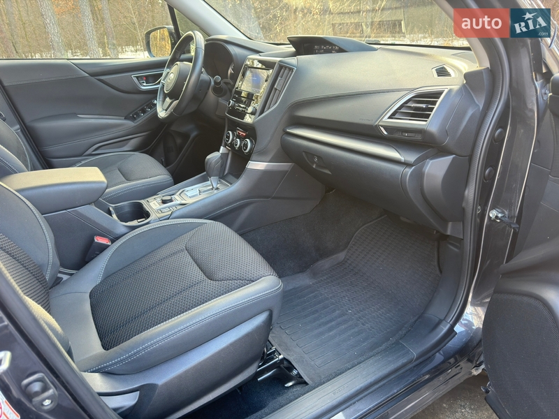 Внедорожник / Кроссовер Subaru Forester 2018 в Киеве