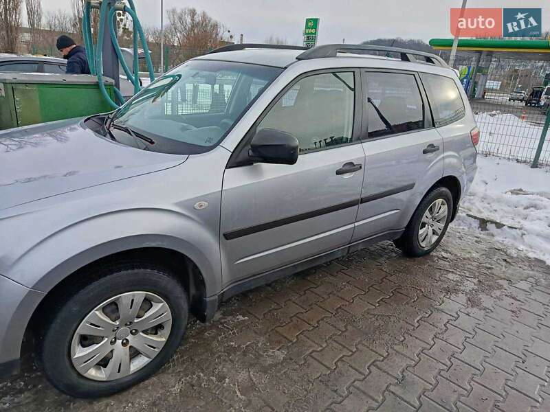 Внедорожник / Кроссовер Subaru Forester 2011 в Киеве