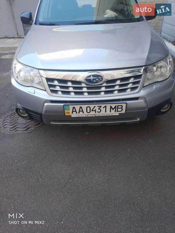 Внедорожник / Кроссовер Subaru Forester 2011 в Киеве