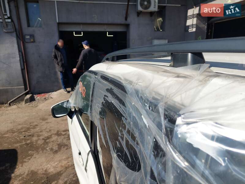 Внедорожник / Кроссовер Subaru Forester 2022 в Киеве