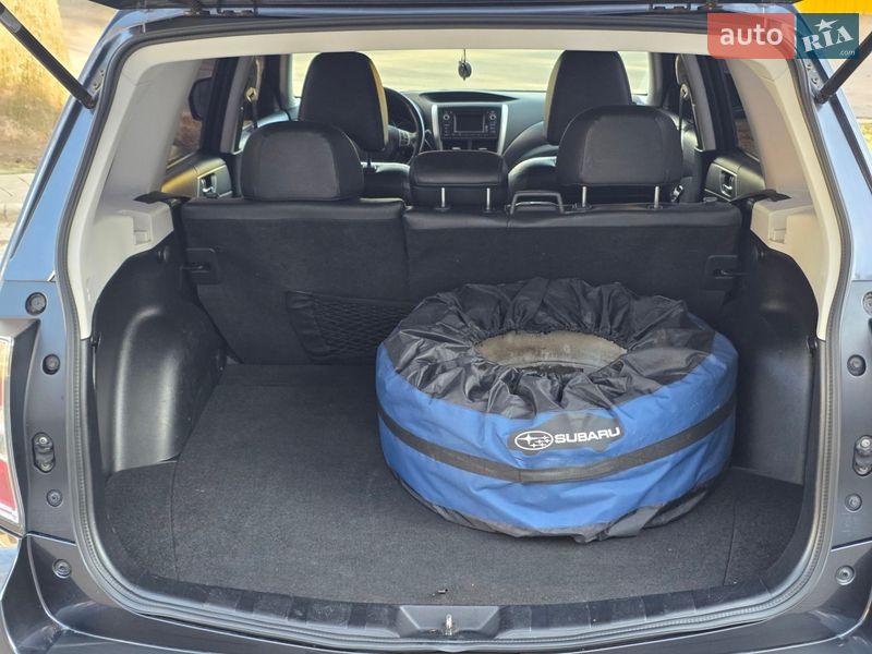 Внедорожник / Кроссовер Subaru Forester 2012 в Киеве