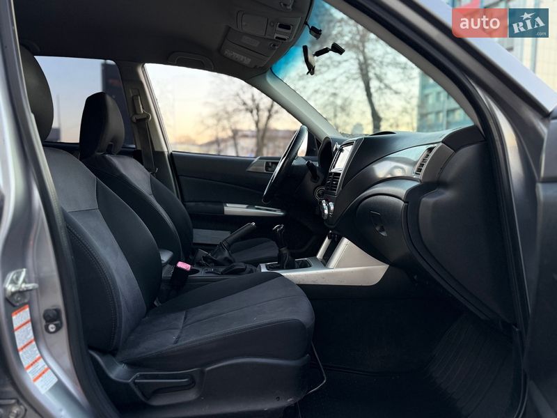 Внедорожник / Кроссовер Subaru Forester 2010 в Киеве