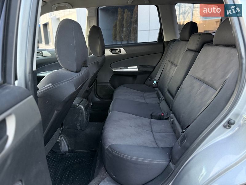 Внедорожник / Кроссовер Subaru Forester 2010 в Киеве