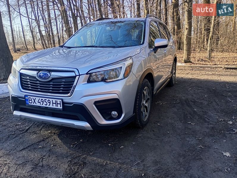 Внедорожник / Кроссовер Subaru Forester 2020 в Новой Ушице