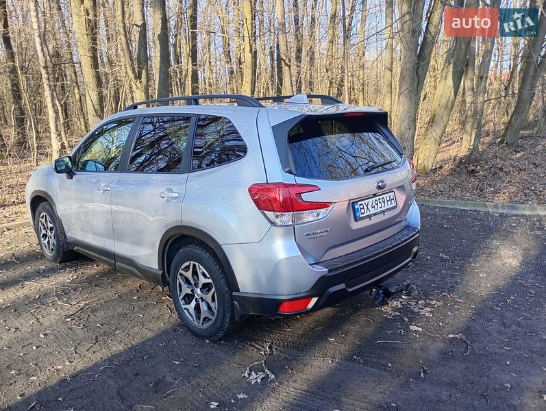 Внедорожник / Кроссовер Subaru Forester 2020 в Новой Ушице