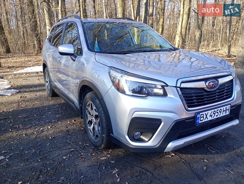 Внедорожник / Кроссовер Subaru Forester 2020 в Новой Ушице