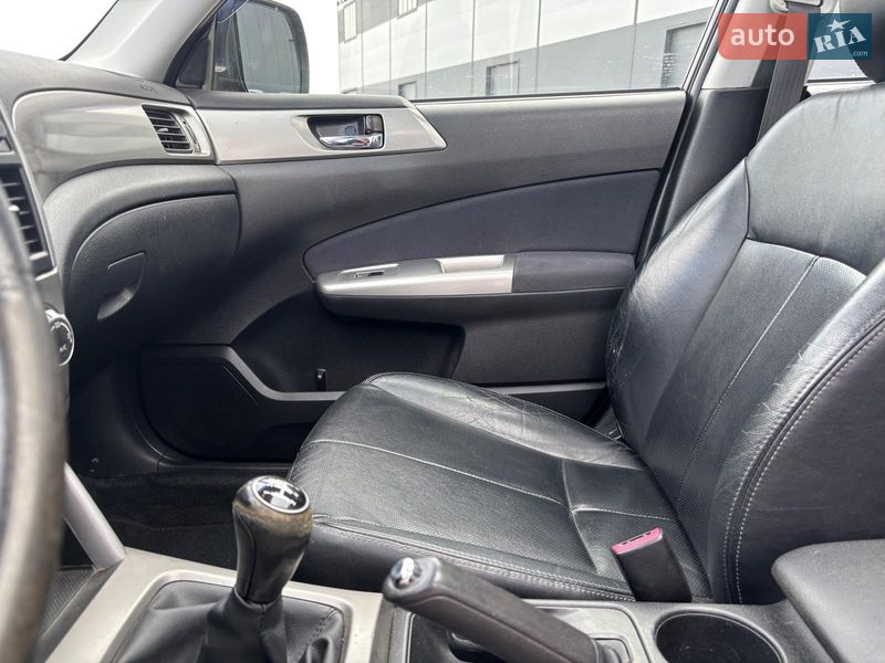Позашляховик / Кросовер Subaru Forester 2008 в Львові