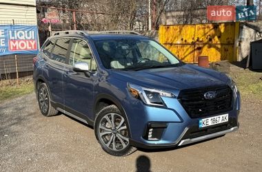 Позашляховик / Кросовер Subaru Forester 2022 в Дніпрі