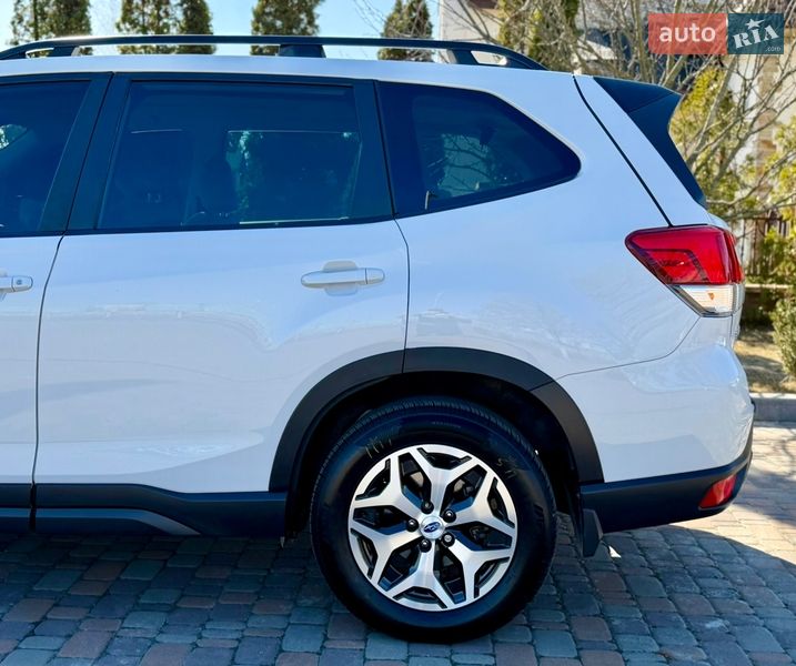Внедорожник / Кроссовер Subaru Forester 2024 в Киеве