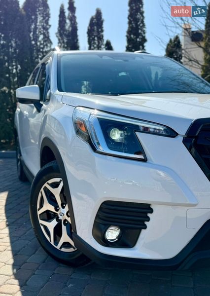Внедорожник / Кроссовер Subaru Forester 2024 в Киеве
