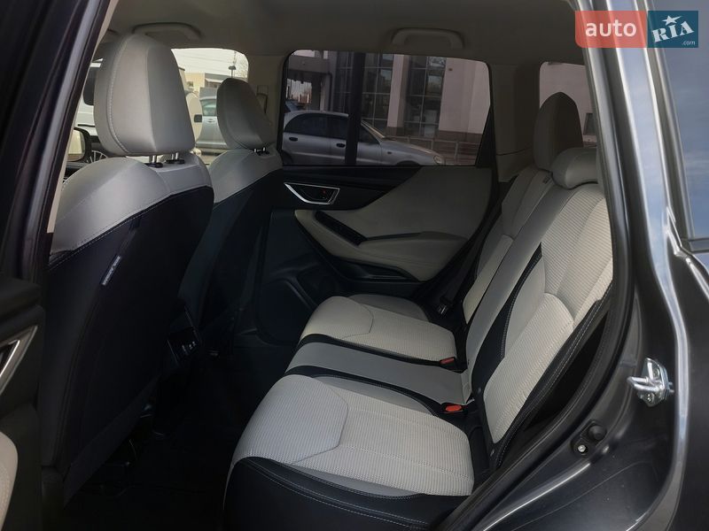 Позашляховик / Кросовер Subaru Forester 2023 в Дніпрі