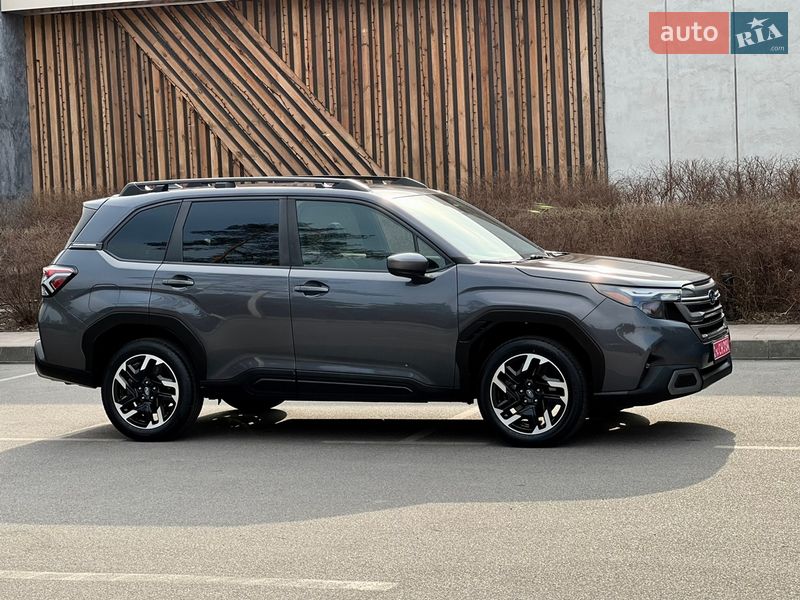 Внедорожник / Кроссовер Subaru Forester 2024 в Киеве