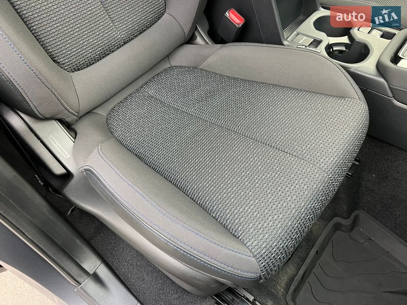 Внедорожник / Кроссовер Subaru Forester 2024 в Киеве