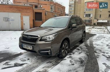 Позашляховик / Кросовер Subaru Forester 2018 в Києві