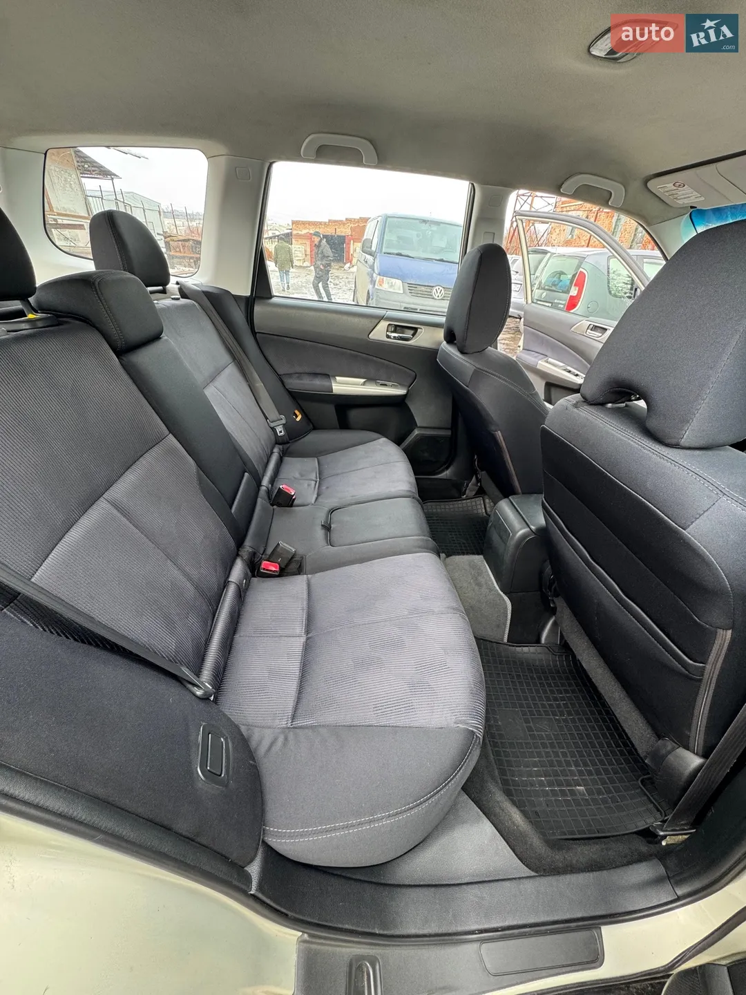 2010 Subaru Forester - мініатюра 15
