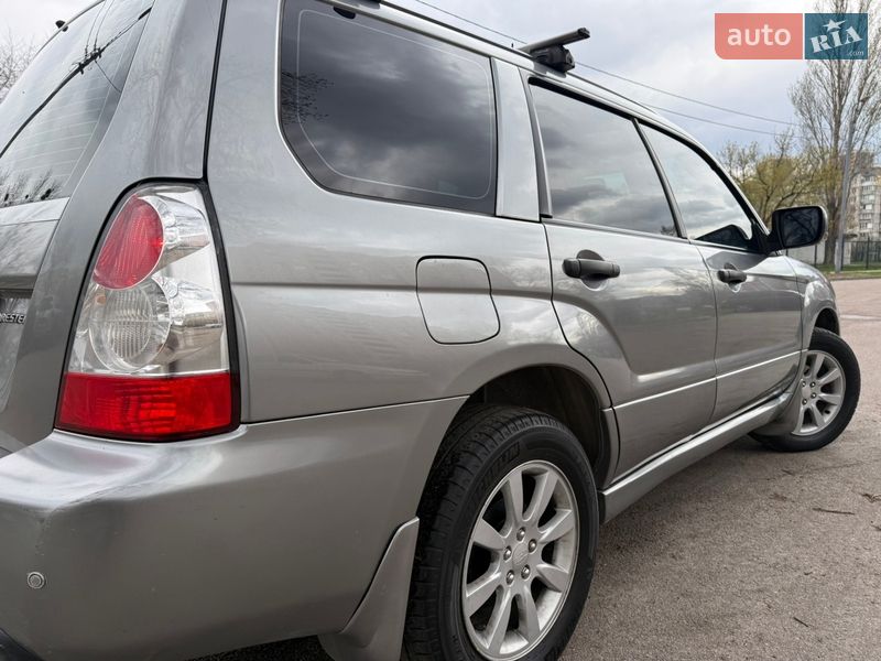 Позашляховик / Кросовер Subaru Forester 2007 в Києві