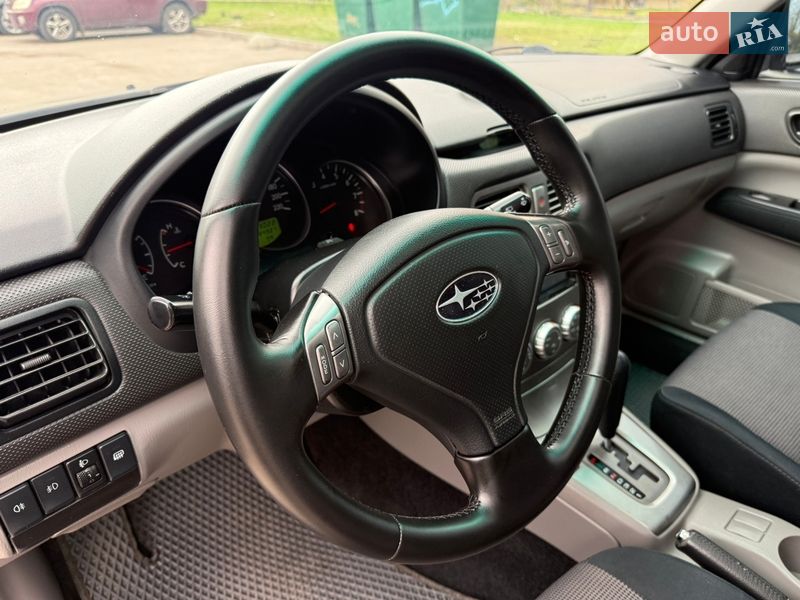 Позашляховик / Кросовер Subaru Forester 2007 в Києві