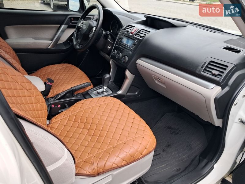 Внедорожник / Кроссовер Subaru Forester 2014 в Запорожье