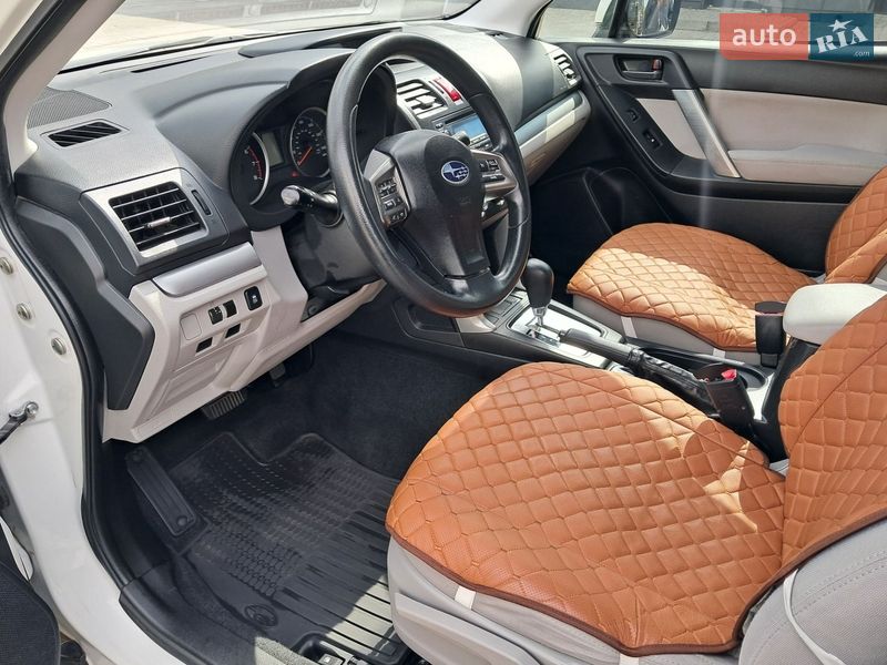 Внедорожник / Кроссовер Subaru Forester 2014 в Запорожье