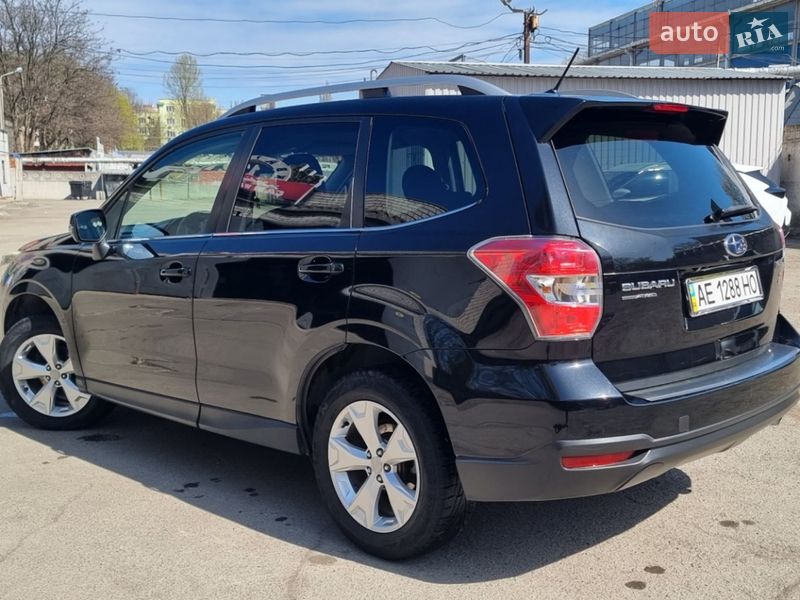 Позашляховик / Кросовер Subaru Forester 2014 в Дніпрі