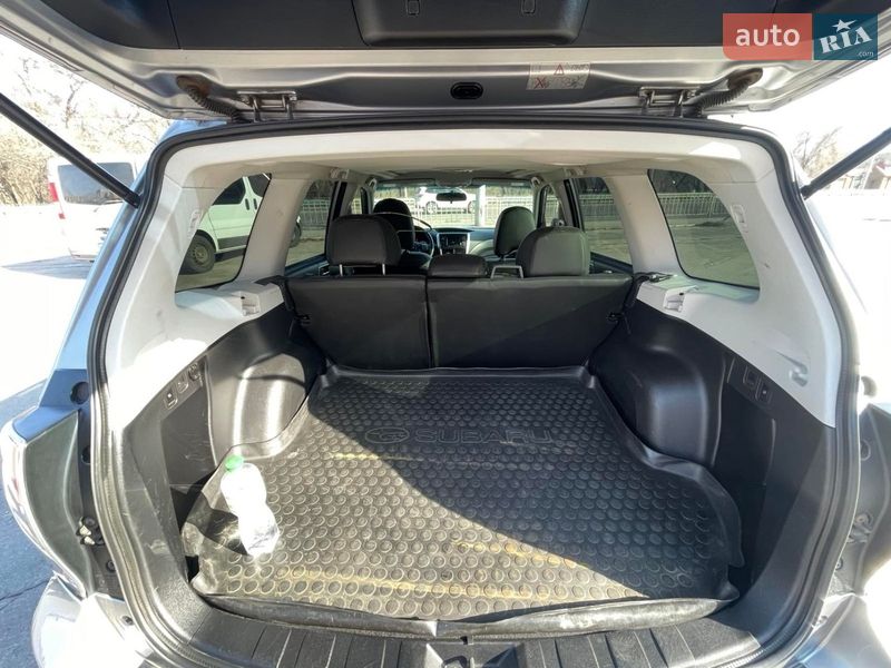 Внедорожник / Кроссовер Subaru Forester 2011 в Днепре